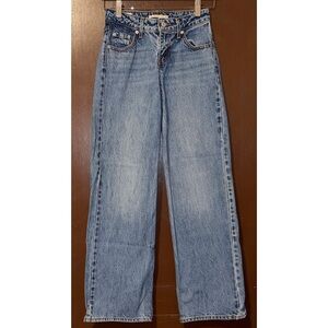 Levis Low Loose Jeans (Size 23)